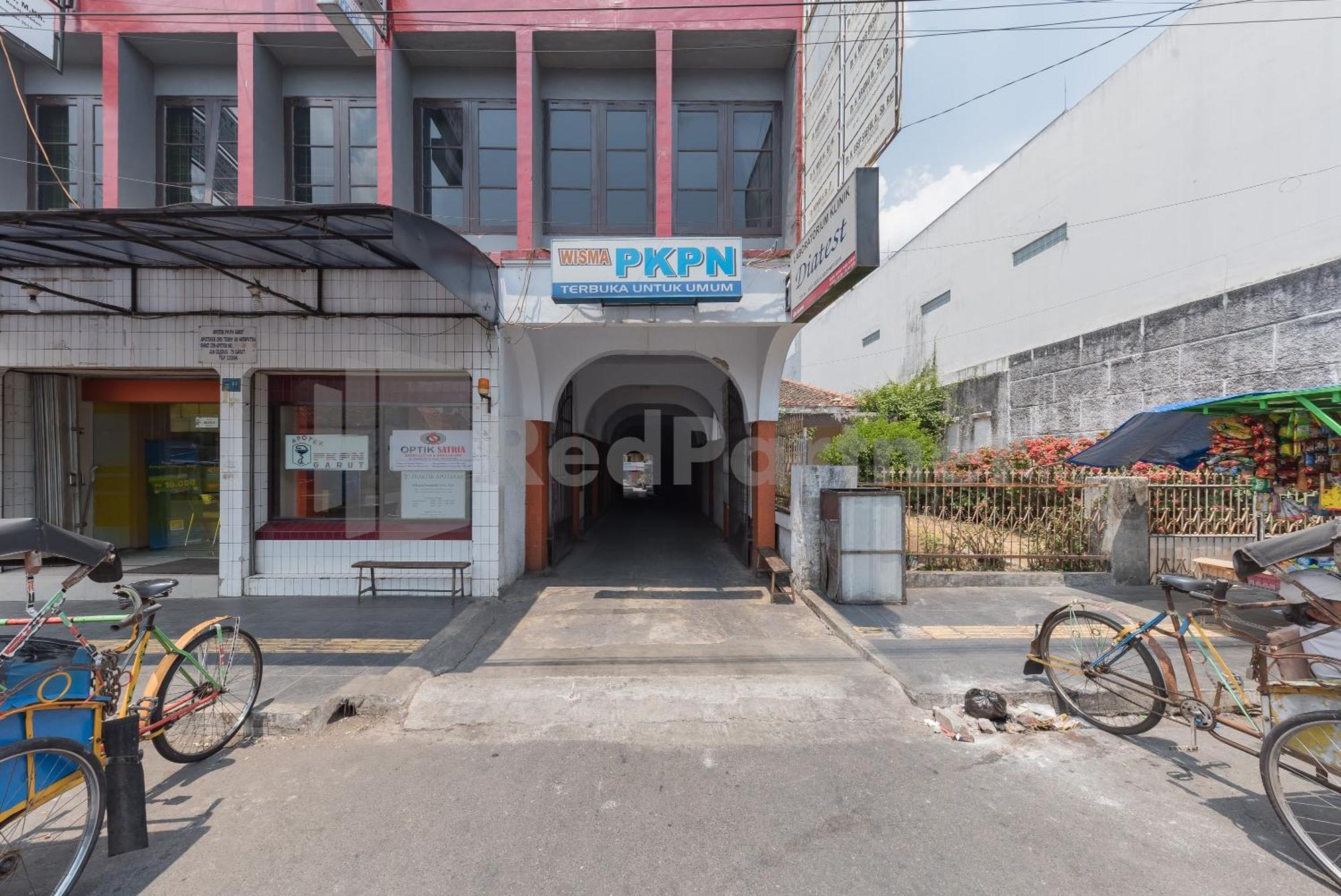 Homestay Pkpn Garut Mitra Reddoorz Екстериор снимка